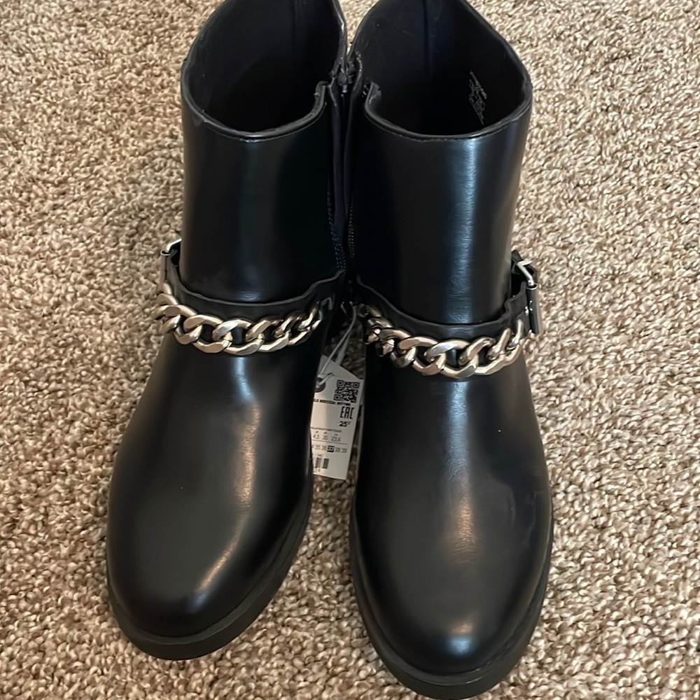 ZARA Kids Black Leather Moro Combat Ankle Boots Chain Accent Size 37